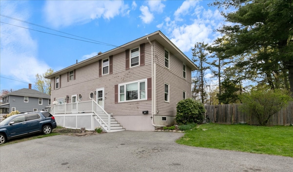 209 High Street 209