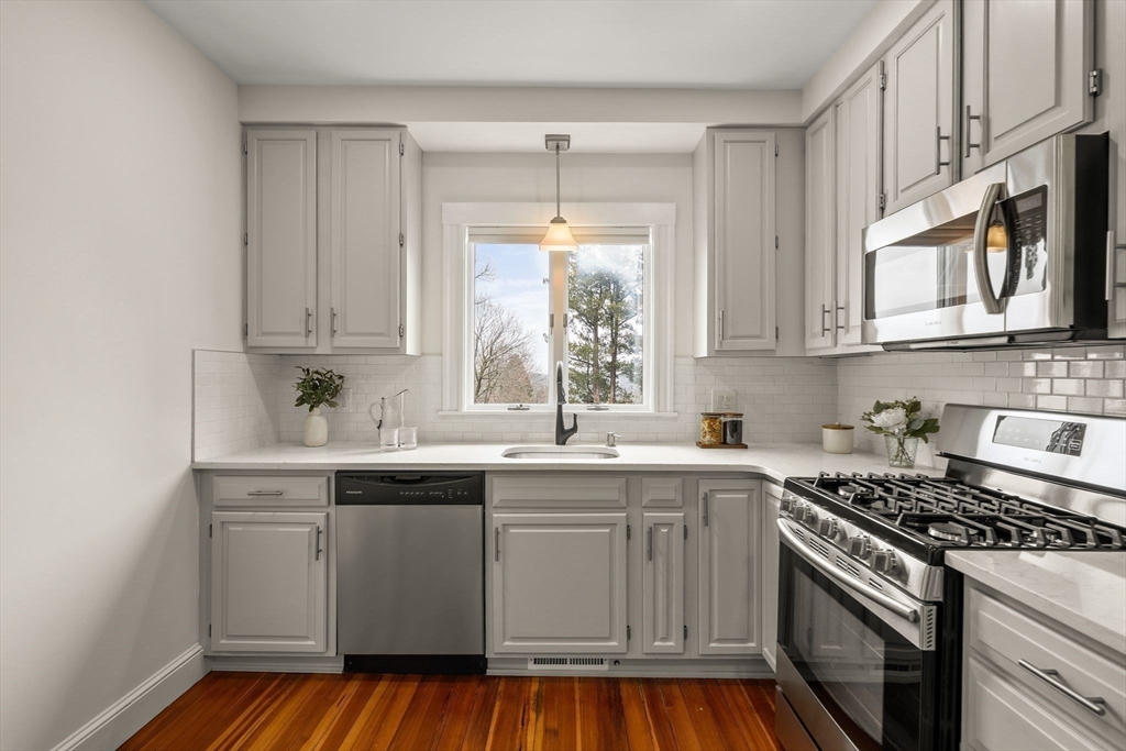 37 Fountain Rd #2, Arlington, MA Photo #10