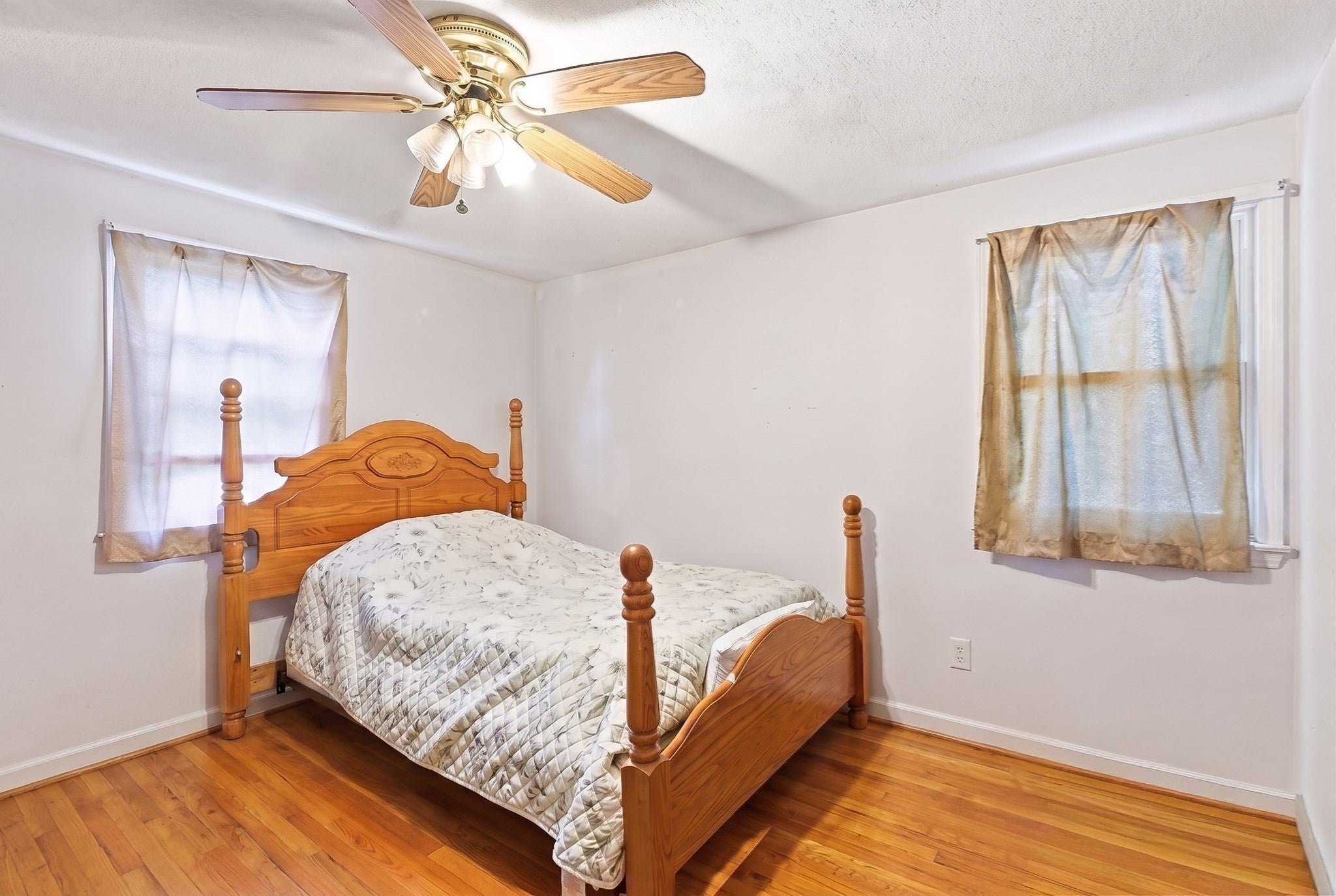 24 College Farm Rd, Waltham, MA, 24 College Farm Rd, Waltham, MA Photo #14