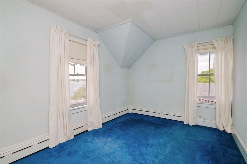 83 Dudley St, New Bedford, MA Photo #25