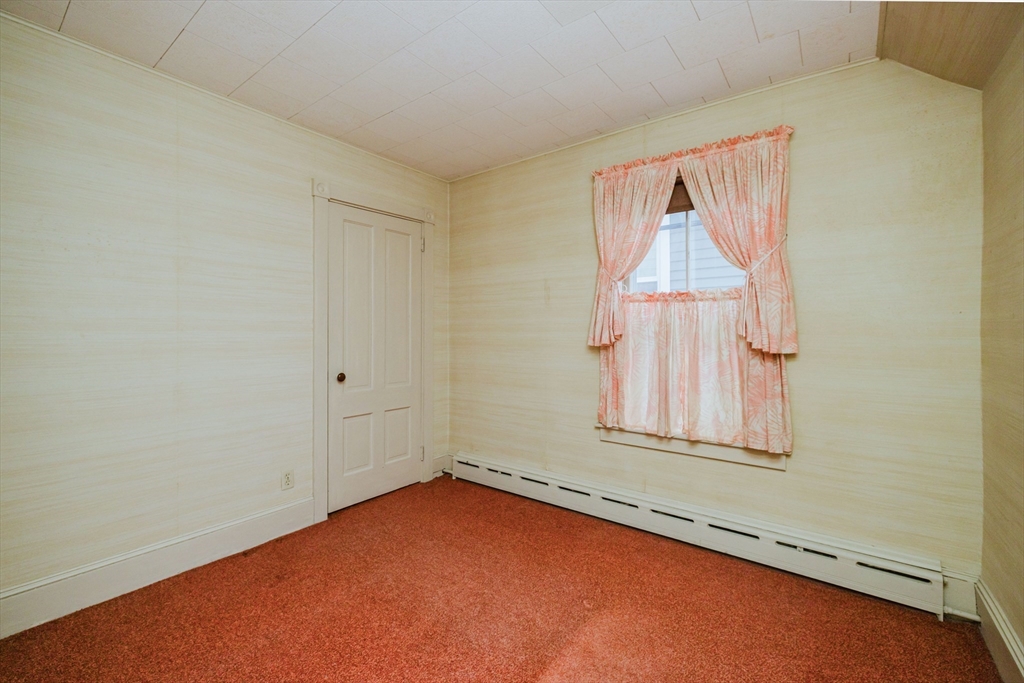 83 Dudley St, New Bedford, MA Photo #22