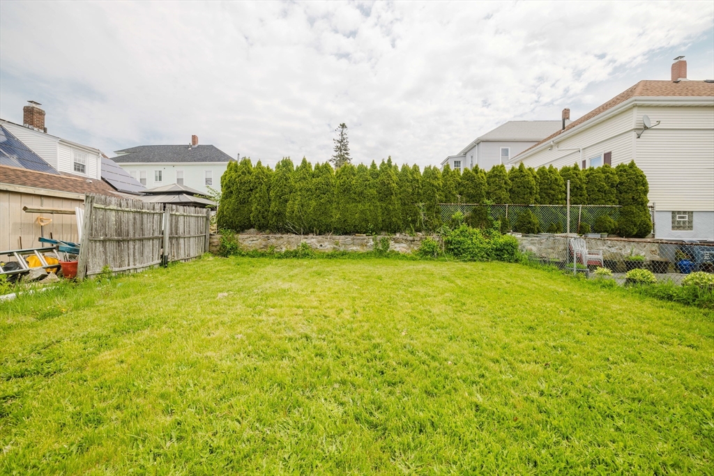 83 Dudley St, New Bedford, MA Photo #6