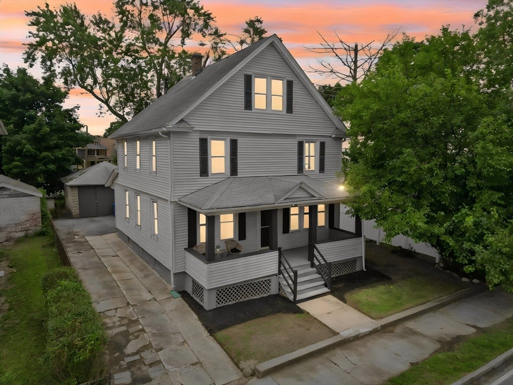 Photo of 615 White St, Springfield, MA