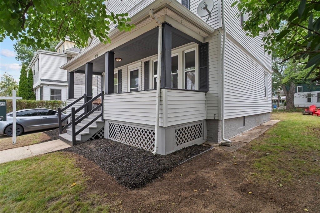 615 White St, Springfield, MA, 615 White St, Springfield, MA Photo #6