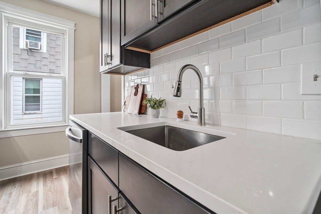 615 White St, Springfield, MA, 615 White St, Springfield, MA Photo #12