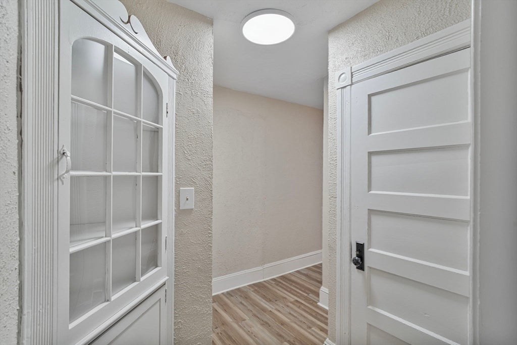 615 White St, Springfield, MA, 615 White St, Springfield, MA Photo #24