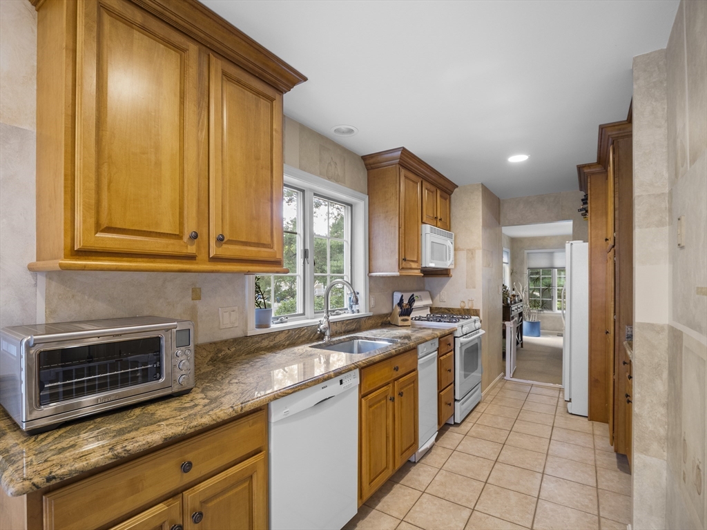 3901 Knightsbridge Close 3901