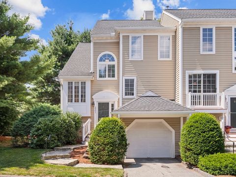 3901 Knightsbridge Close 3901 Worcester MA 01609