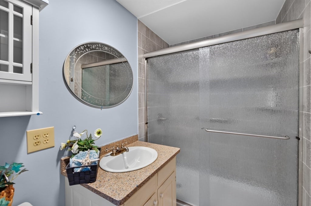 20 Vesper Drive, Bourne, MA, 20 Vesper Drive, Bourne, MA Photo #32