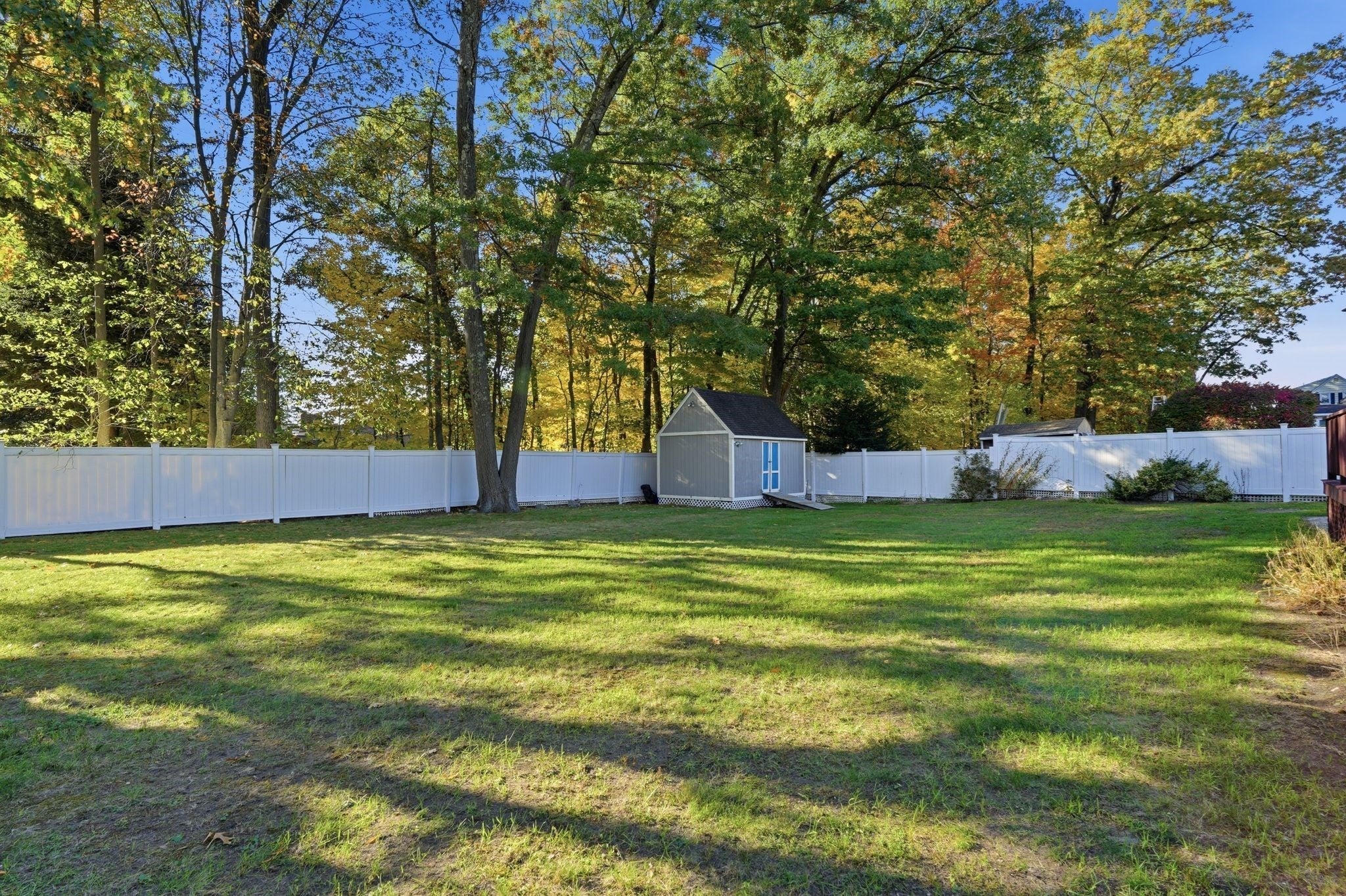 205 Remington St, Lowell, MA Photo #37