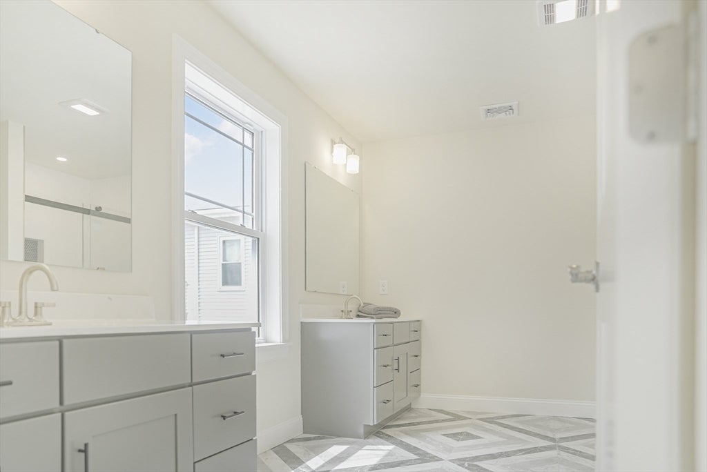 36 Floyd Street, Revere, MA Photo #25