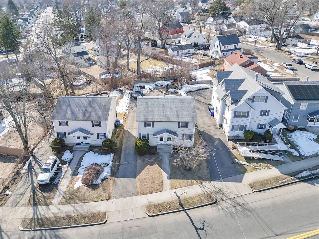 884-886 Saint James Ave