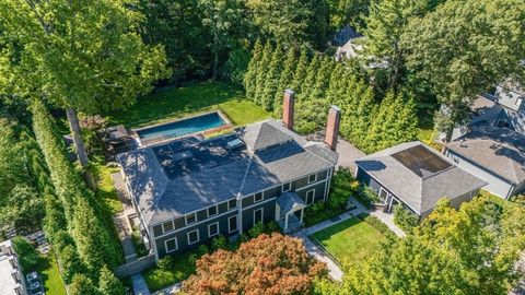 33 Leicester Brookline MA 02445