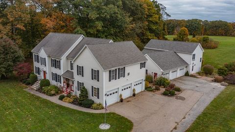 9 Towle Farm Road Hampton Falls NH 03844