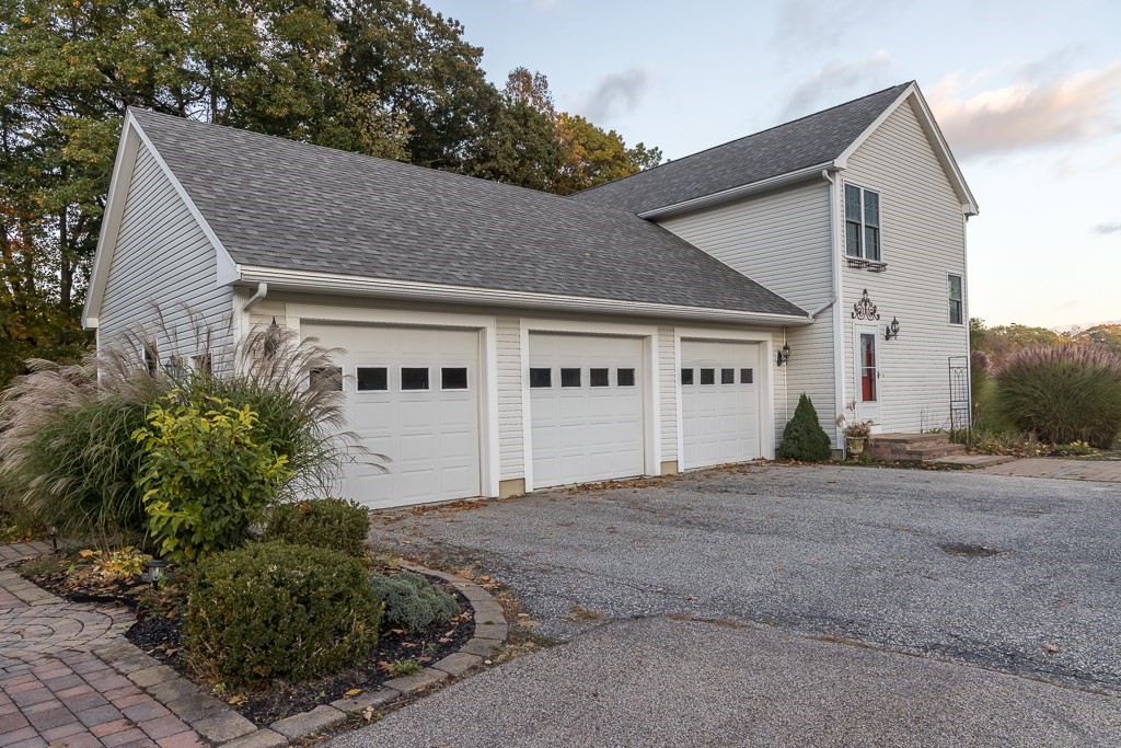 9 Towle Farm Road