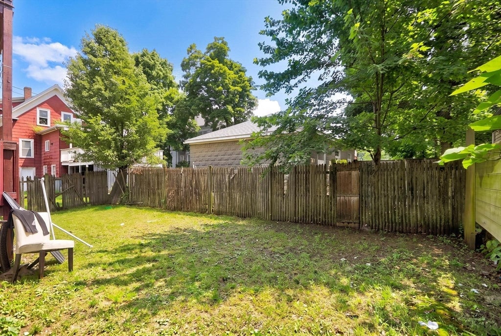 10 Brook St, Brockton, MA, 10 Brook St, Brockton, MA Photo #37