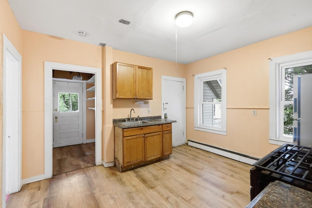 10 Brook St, Brockton, MA, 10 Brook St, Brockton, MA Photo #20