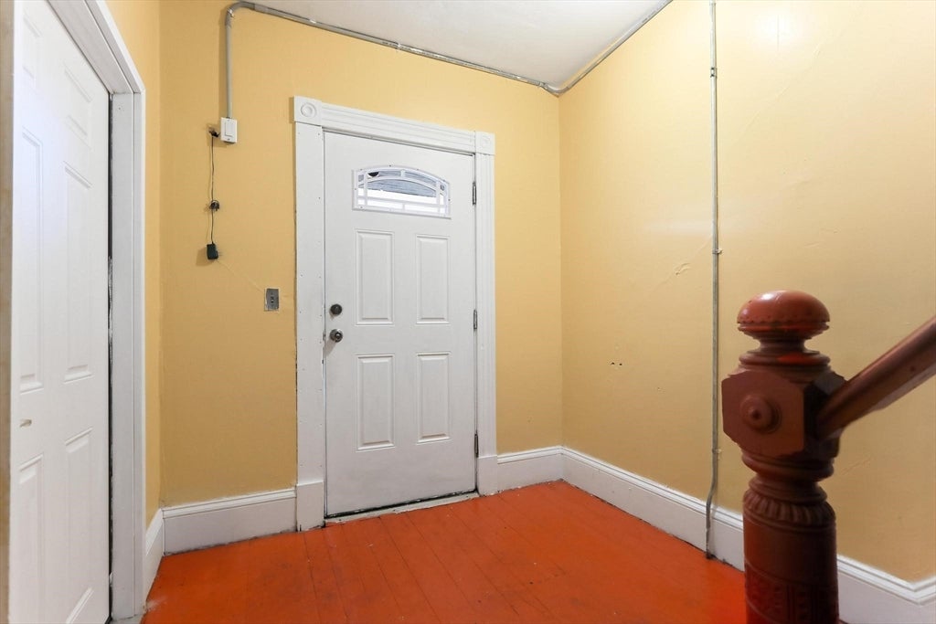 10 Brook St, Brockton, MA, 10 Brook St, Brockton, MA Photo #3