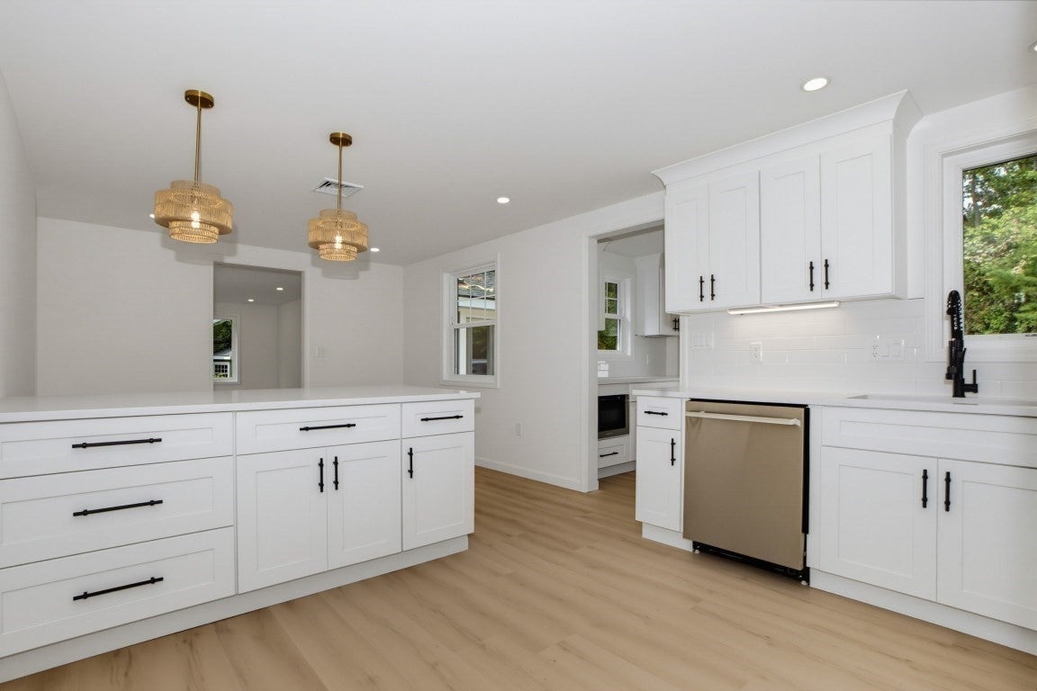 33 Cheryl Ln