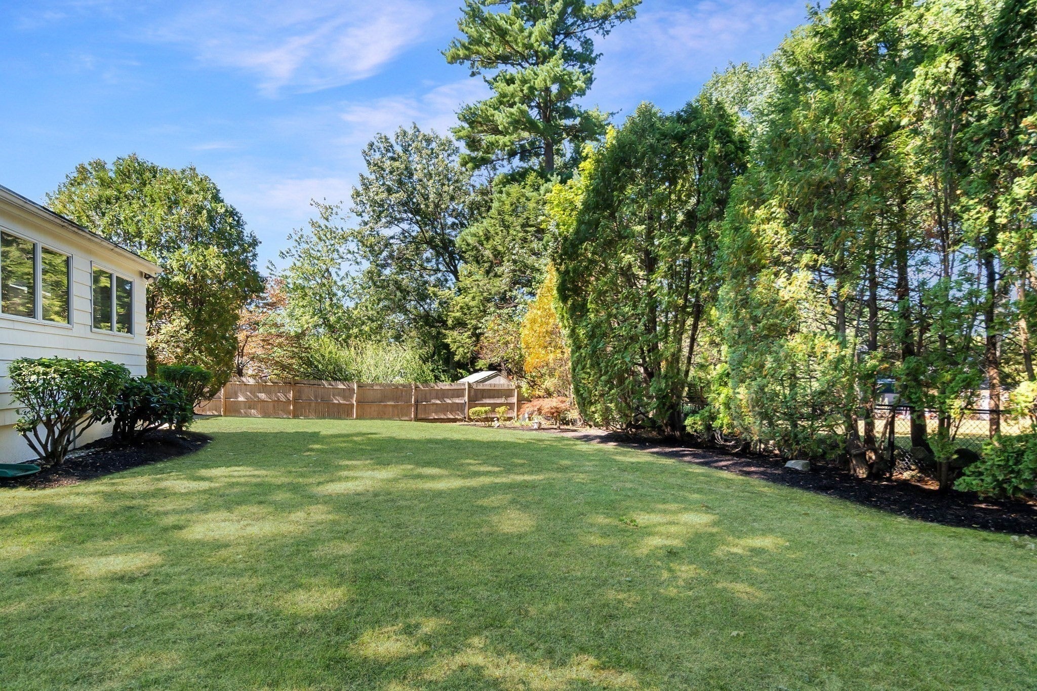 39 Robin Rd
