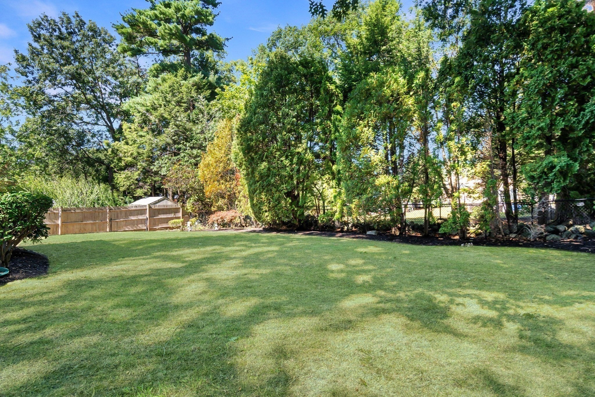 39 Robin Rd