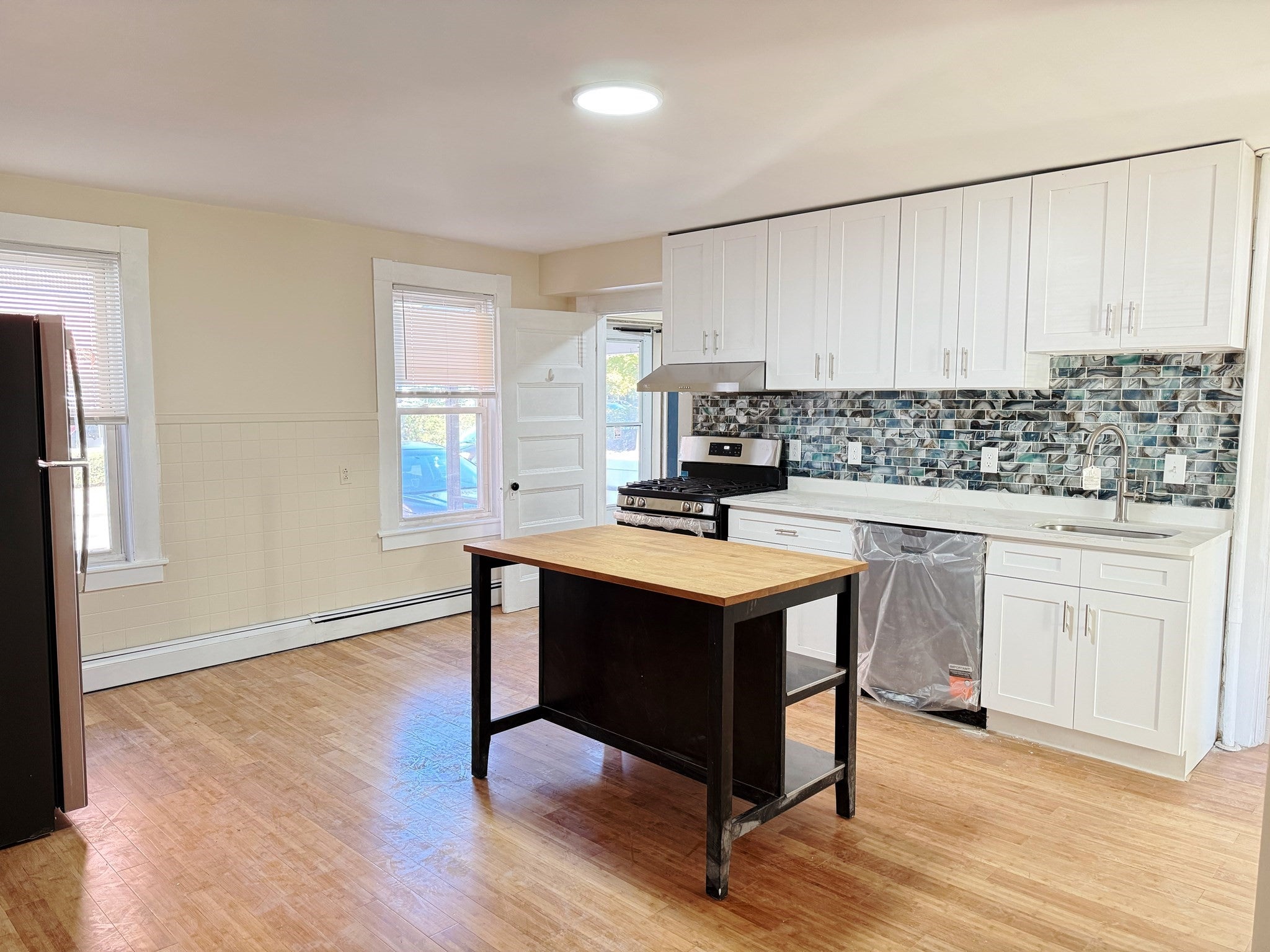 17 Crafts St #A, Newton, MA, 17 Crafts St #A, Newton, MA Photo #9