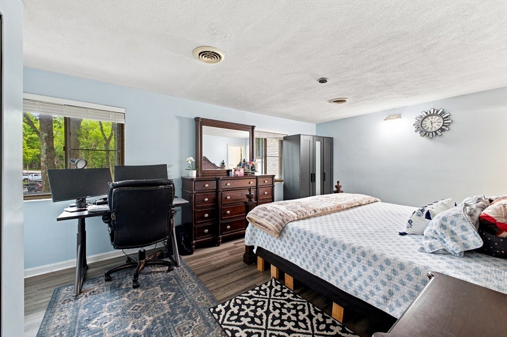 95 Commons Dr #107, Shrewsbury, MA, 95 Commons Dr #107, Shrewsbury, MA Photo #15