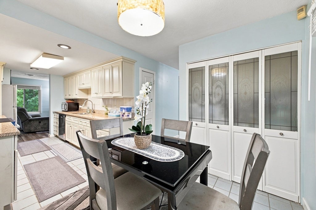 95 Commons Dr #107, Shrewsbury, MA, 95 Commons Dr #107, Shrewsbury, MA Photo #8