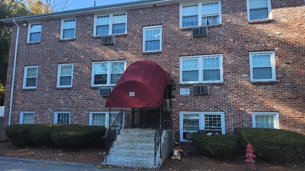 50 DANBURY DR APT 10, METHUEN, MA 01844 - Image 10e9bf973d55c48a7cdc972b822b2cdb/2248209127