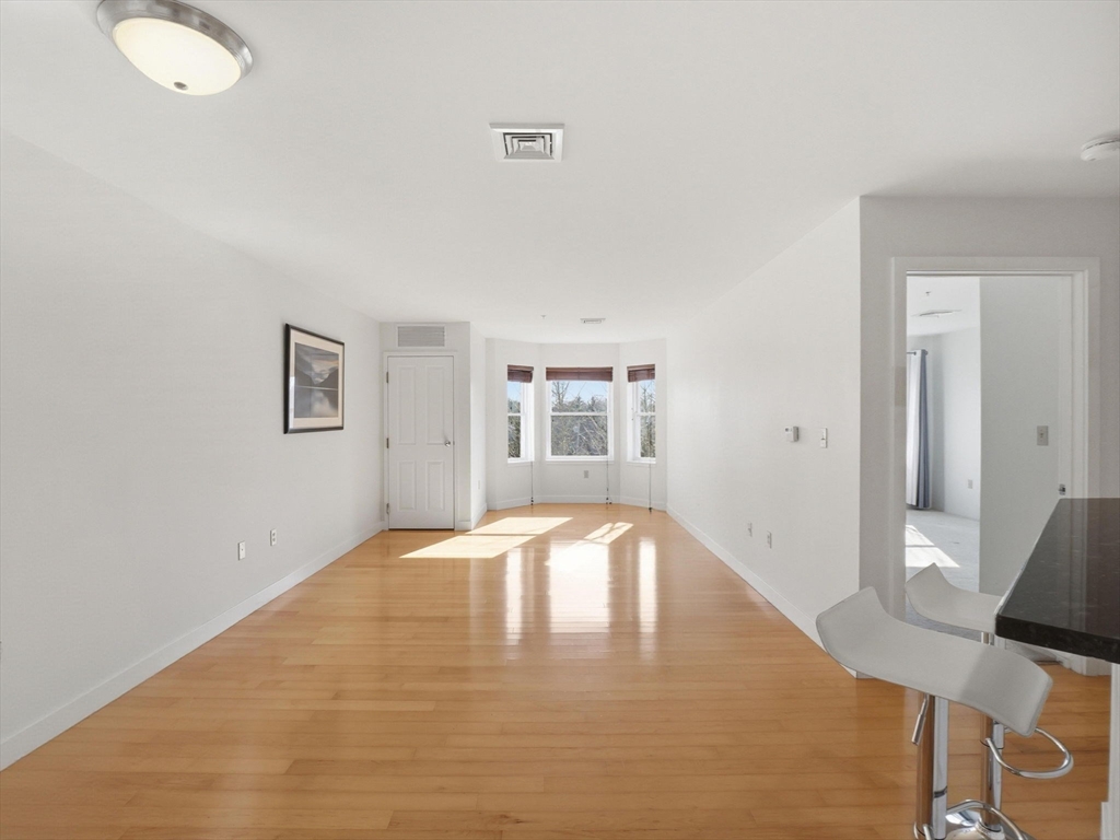 30 Franklin St 327