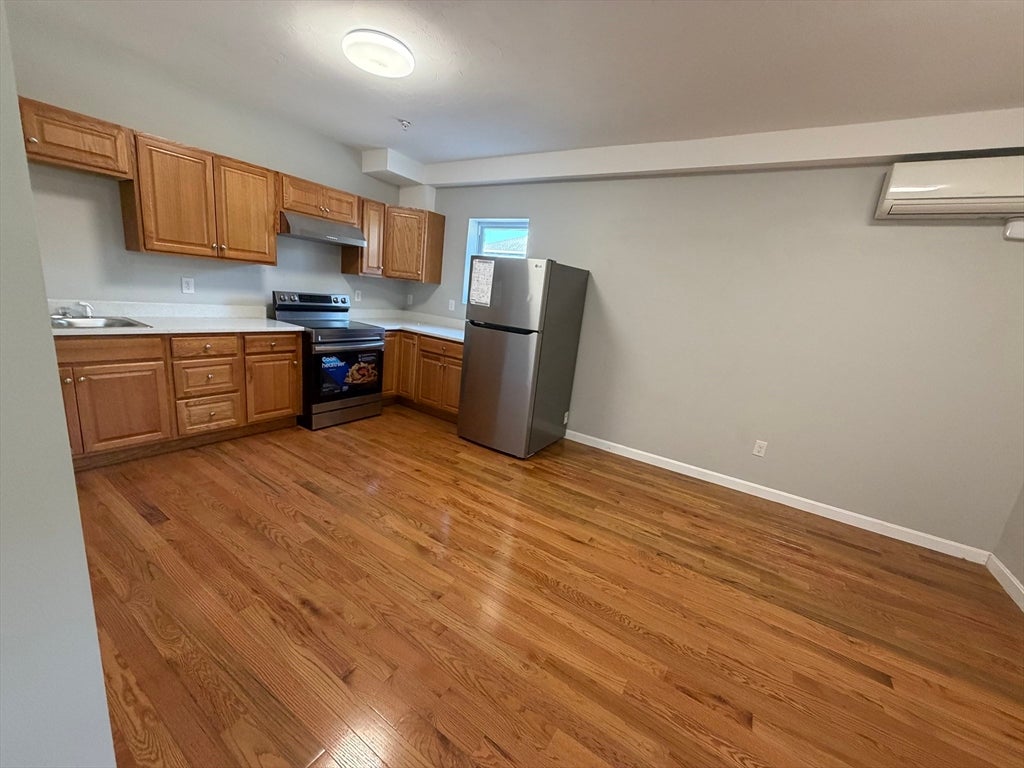 401 Park Ave #1