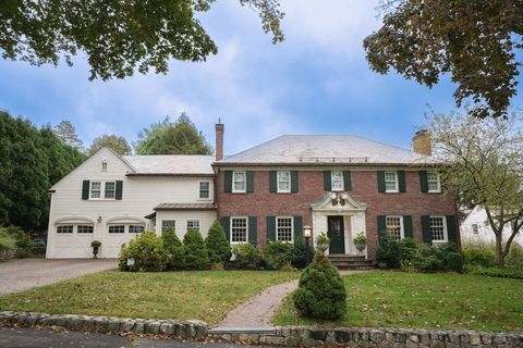 32 Pickwick Road Newton MA 02465