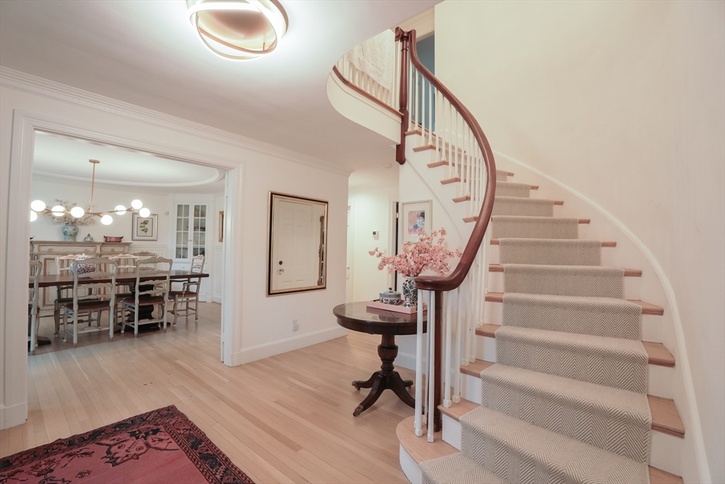 32 Pickwick Road