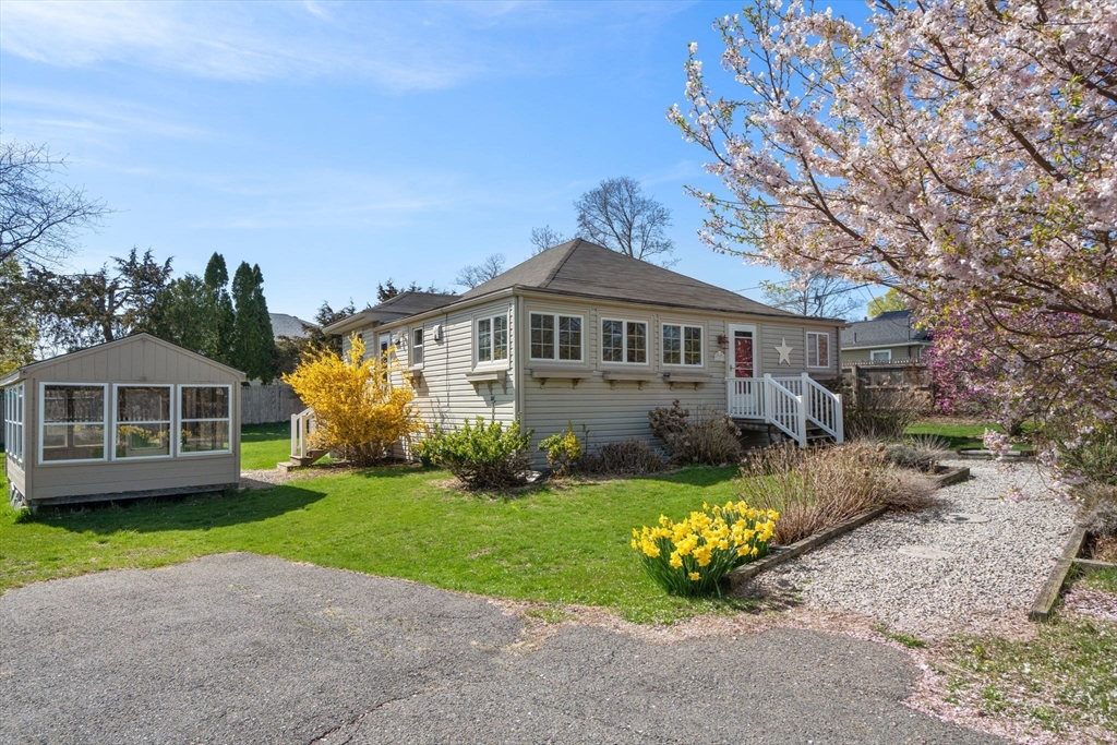 109 Rock Island Road