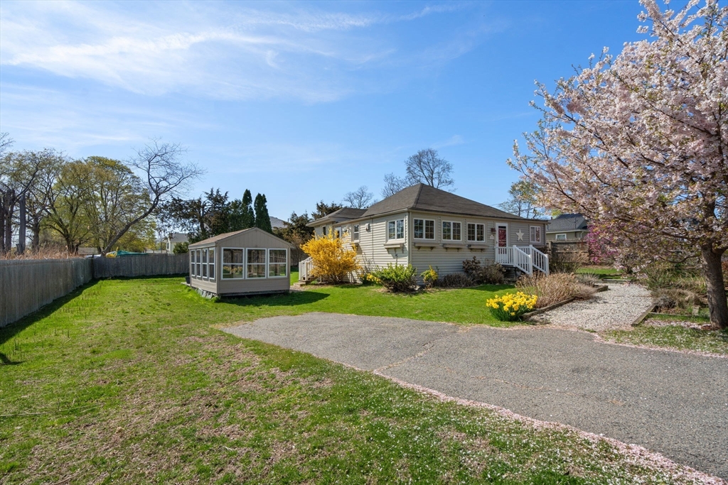 109 Rock Island Road