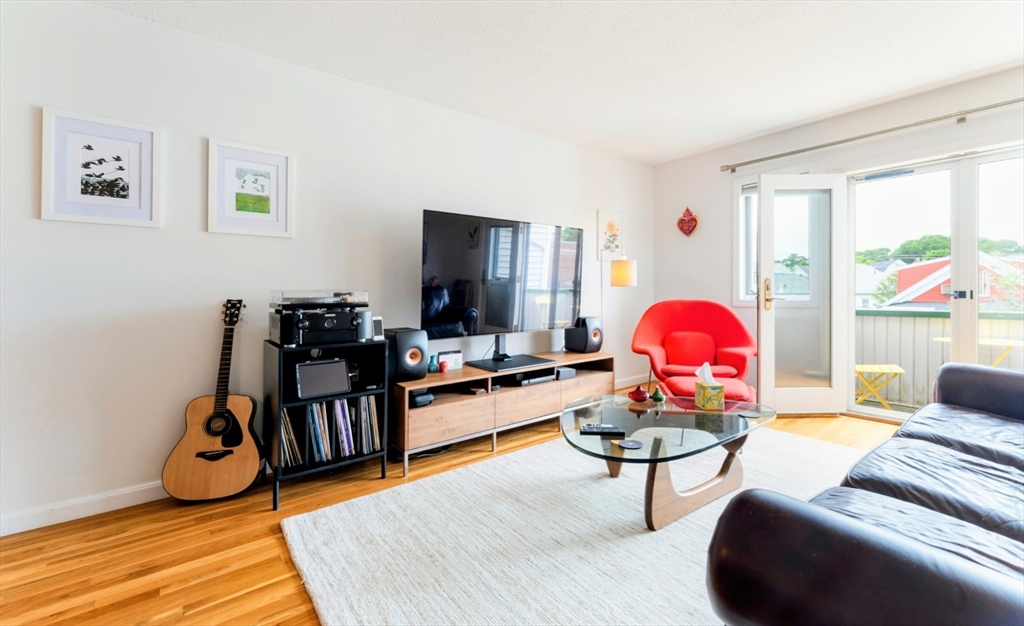 616 Boston Ave 1F