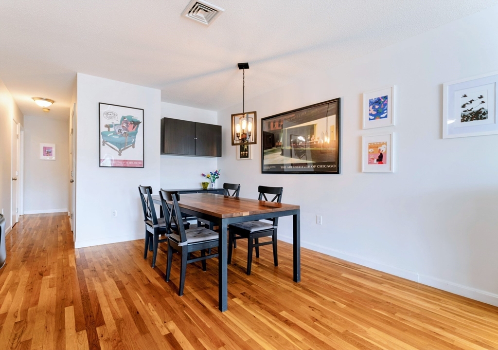 616 Boston Ave 1F
