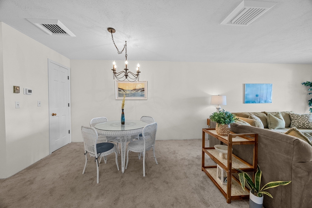 Orleans, Massachusetts 02653, United States, 1 Bedroom Bedrooms, ,1 BathroomBathrooms,Residential,Active,246746