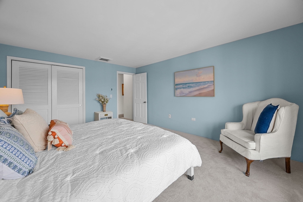 Orleans, Massachusetts 02653, United States, 1 Bedroom Bedrooms, ,1 BathroomBathrooms,Residential,Active,246746