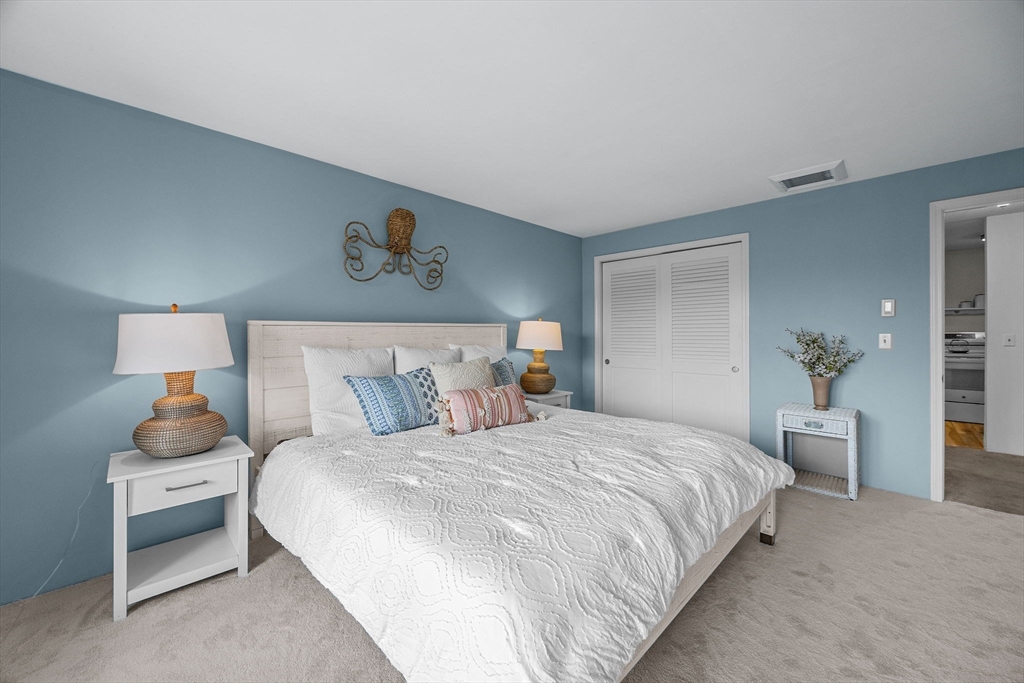 Orleans, Massachusetts 02653, United States, 1 Bedroom Bedrooms, ,1 BathroomBathrooms,Residential,Active,246746