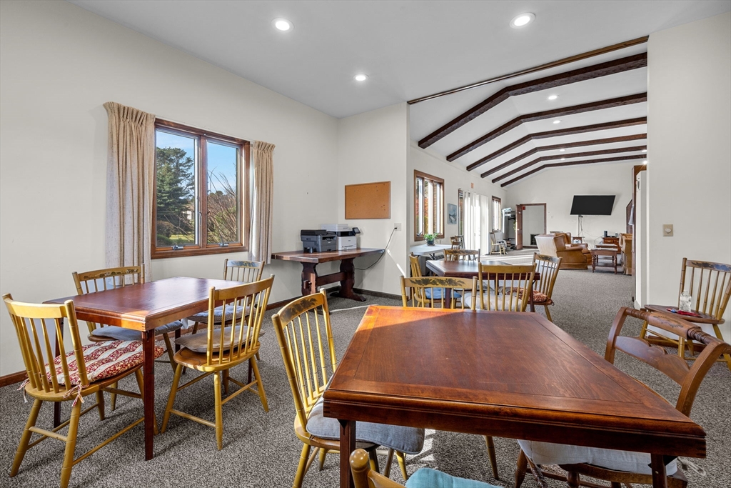 Orleans, Massachusetts 02653, United States, 1 Bedroom Bedrooms, ,1 BathroomBathrooms,Residential,Active,246746