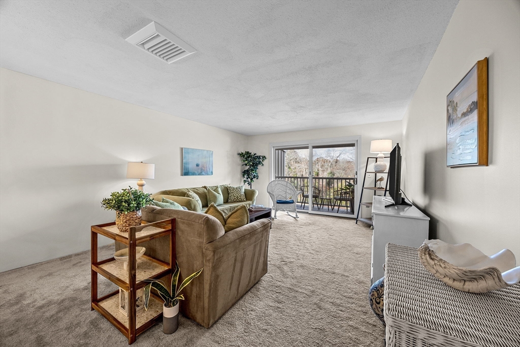 42 Old Colony Way APT 28