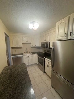 5 Colonial Dr # B5-6