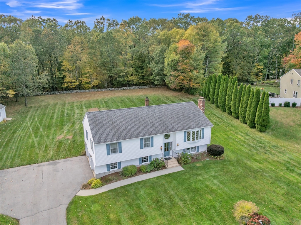 27 West Applewood Drive