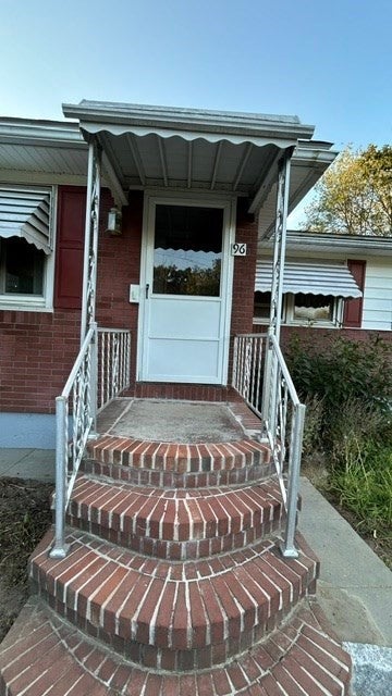 96 Cheever Avenue, Dracut, MA, 96 Cheever Avenue, Dracut, MA Photo #2