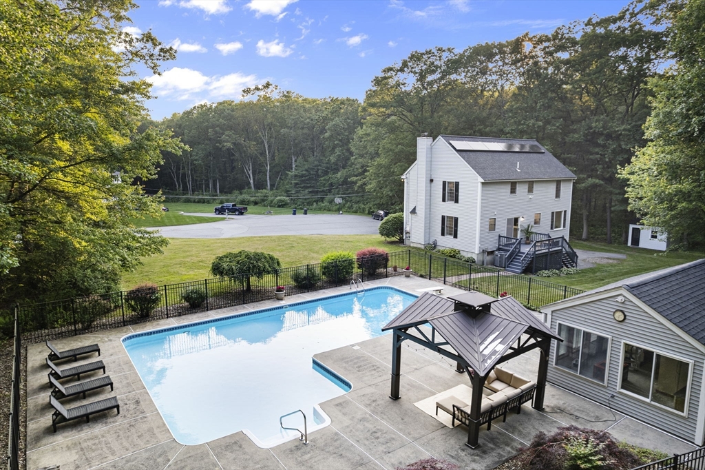 155 Heather Rd