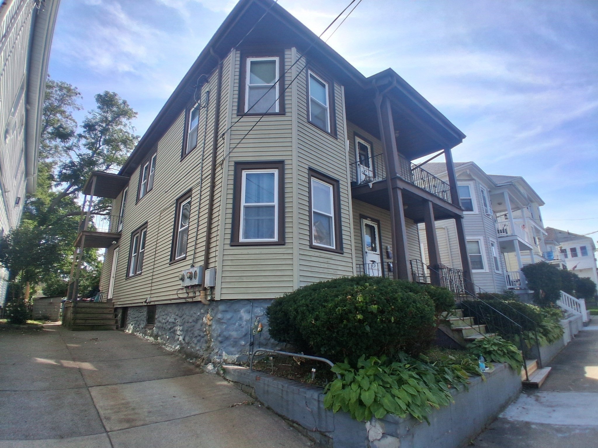 122 Princeton St, New Bedford, MA Photo #2