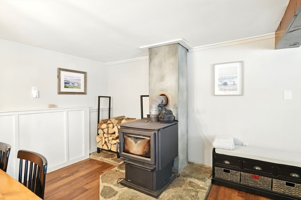 Worthington, Massachusetts 01098, United States, 3 Bedrooms Bedrooms, ,1 BathroomBathrooms,Residential,Pending,119827