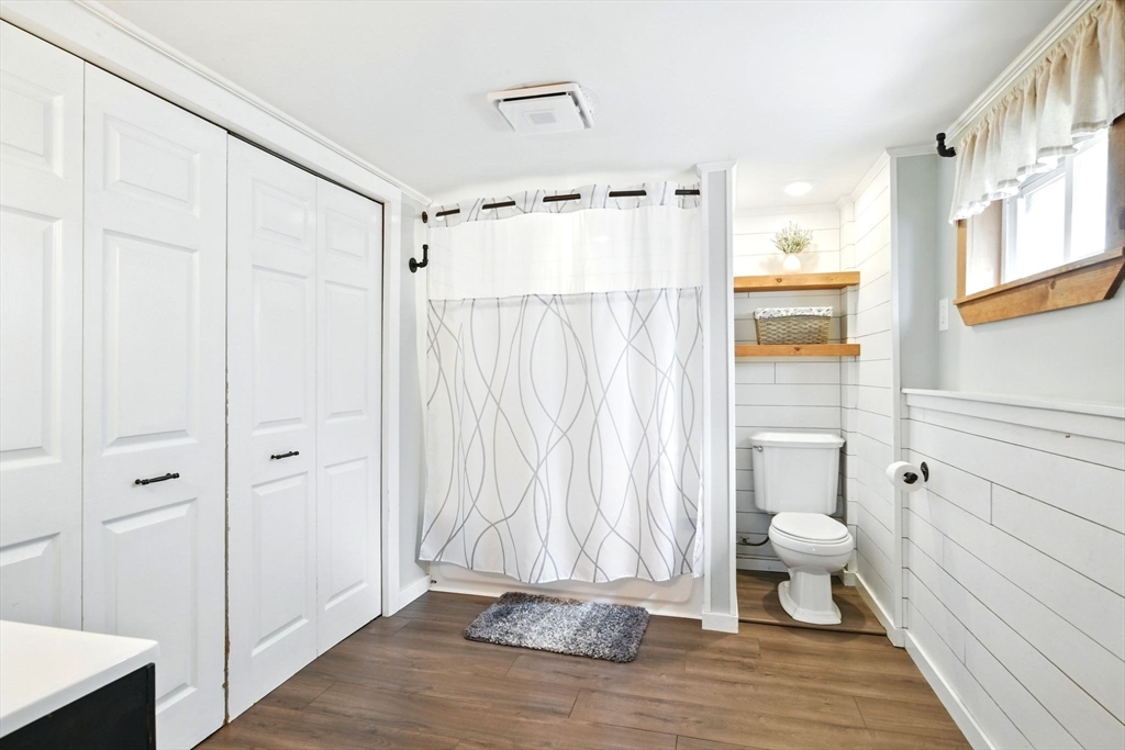 Worthington, Massachusetts 01098, United States, 3 Bedrooms Bedrooms, ,1 BathroomBathrooms,Residential,Pending,119827