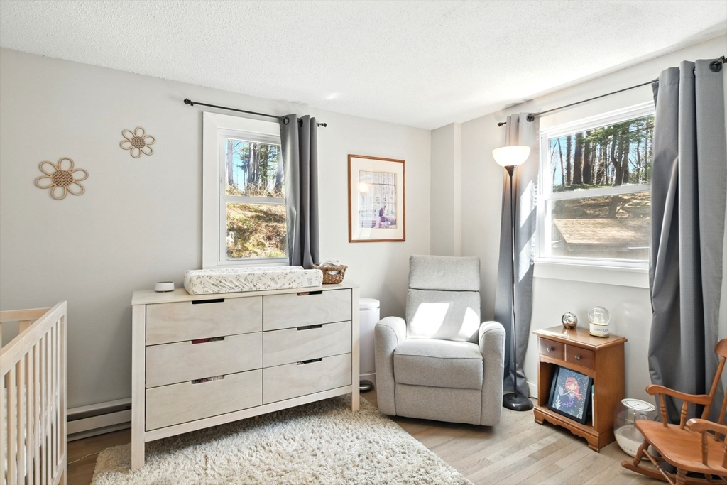 Worthington, Massachusetts 01098, United States, 3 Bedrooms Bedrooms, ,1 BathroomBathrooms,Residential,Pending,119827